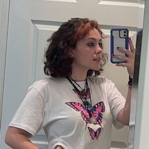 Meet your Posher, Alyssa